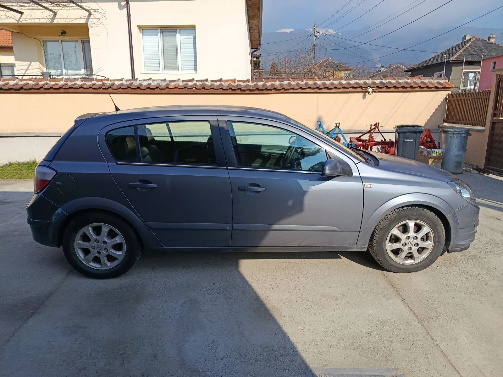 Opel Astra, снимка 3 - Автомобили и джипове - 53732762