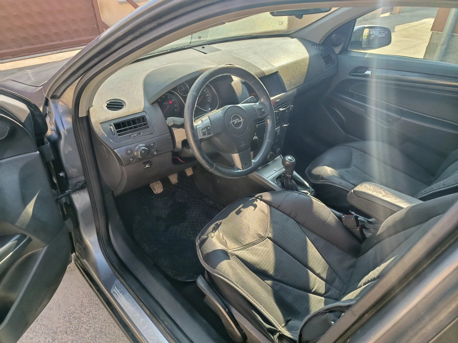 Opel Astra, снимка 10 - Автомобили и джипове - 53732762