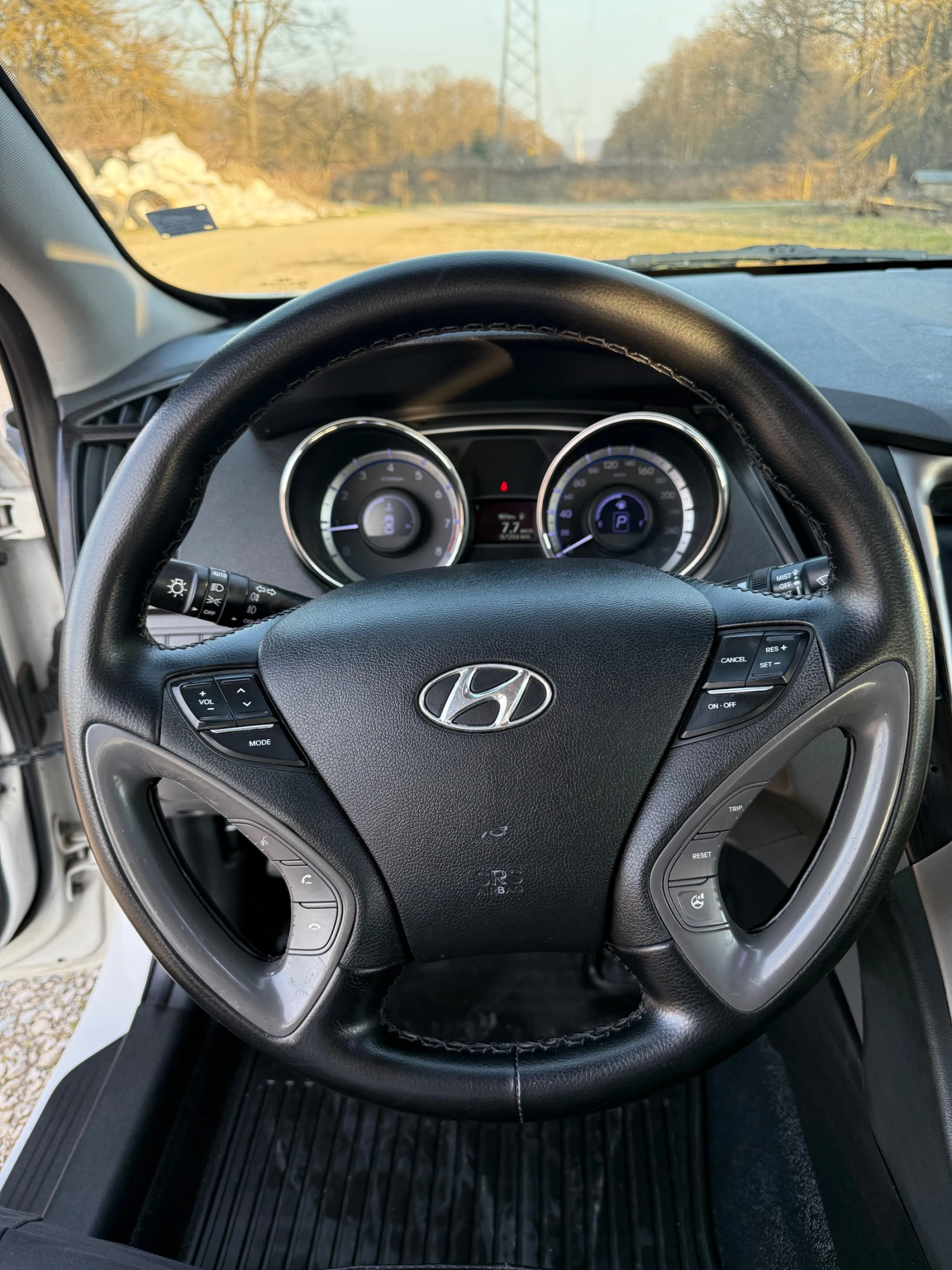 Hyundai Sonata, снимка 12 - Автомобили и джипове - 53840113