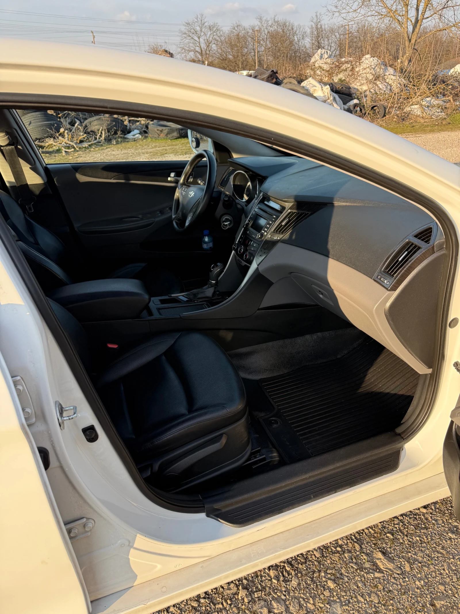 Hyundai Sonata, снимка 15 - Автомобили и джипове - 53840113