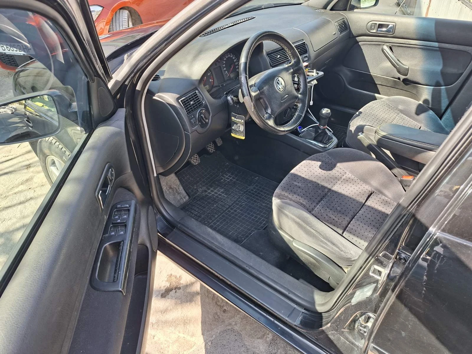 VW Golf, снимка 13 - Автомобили и джипове - 53894673