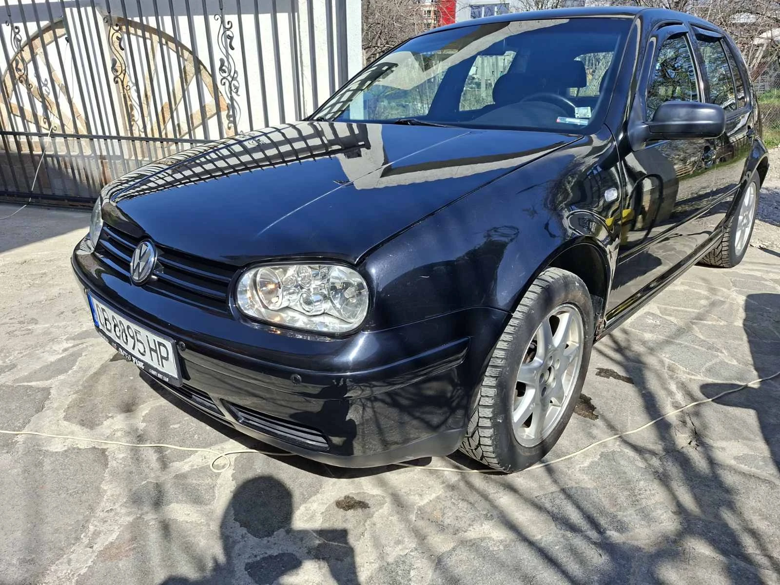 VW Golf, снимка 4 - Автомобили и джипове - 53894673