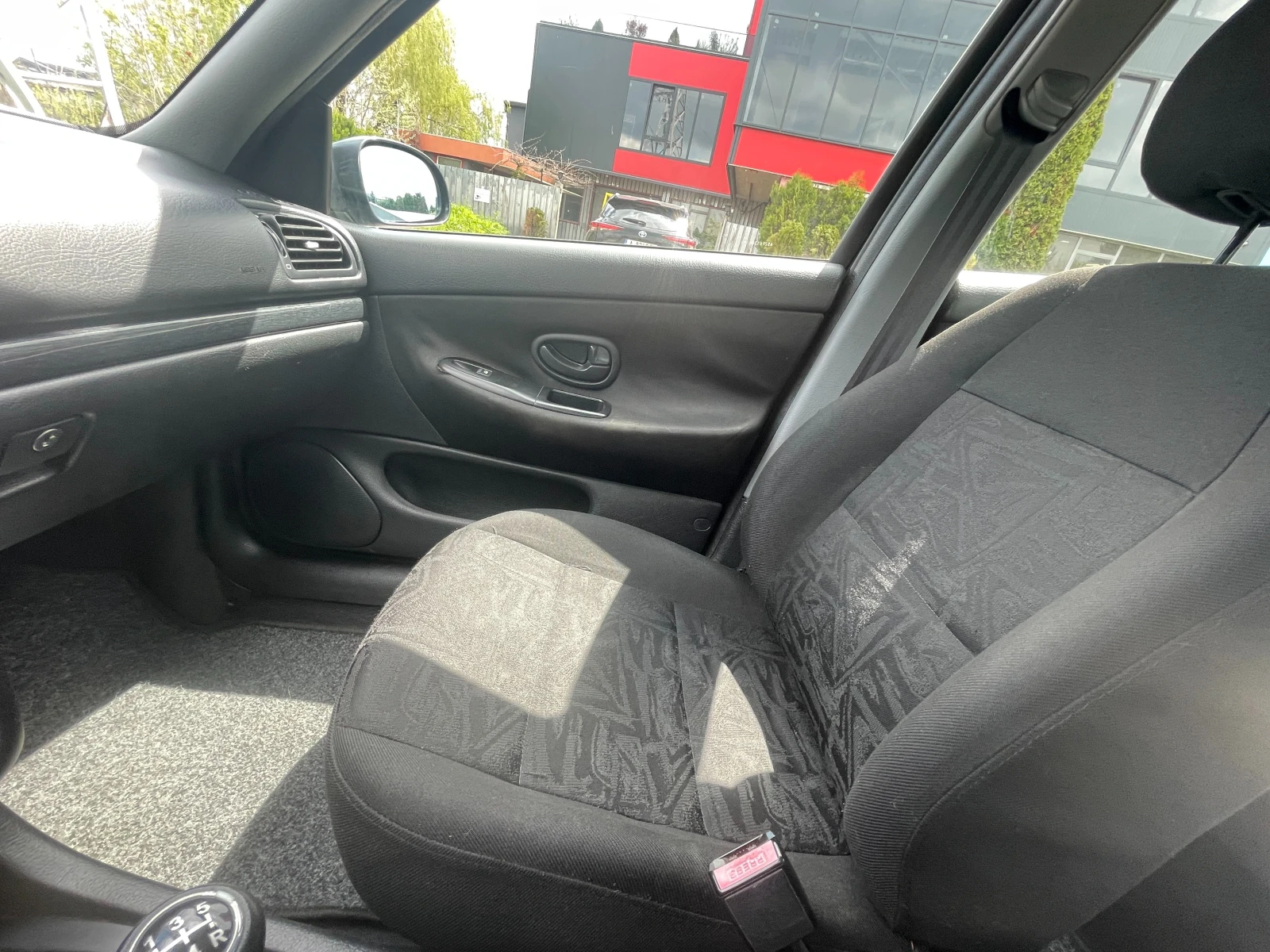 Peugeot 406, снимка 10 - Автомобили и джипове - 54338316