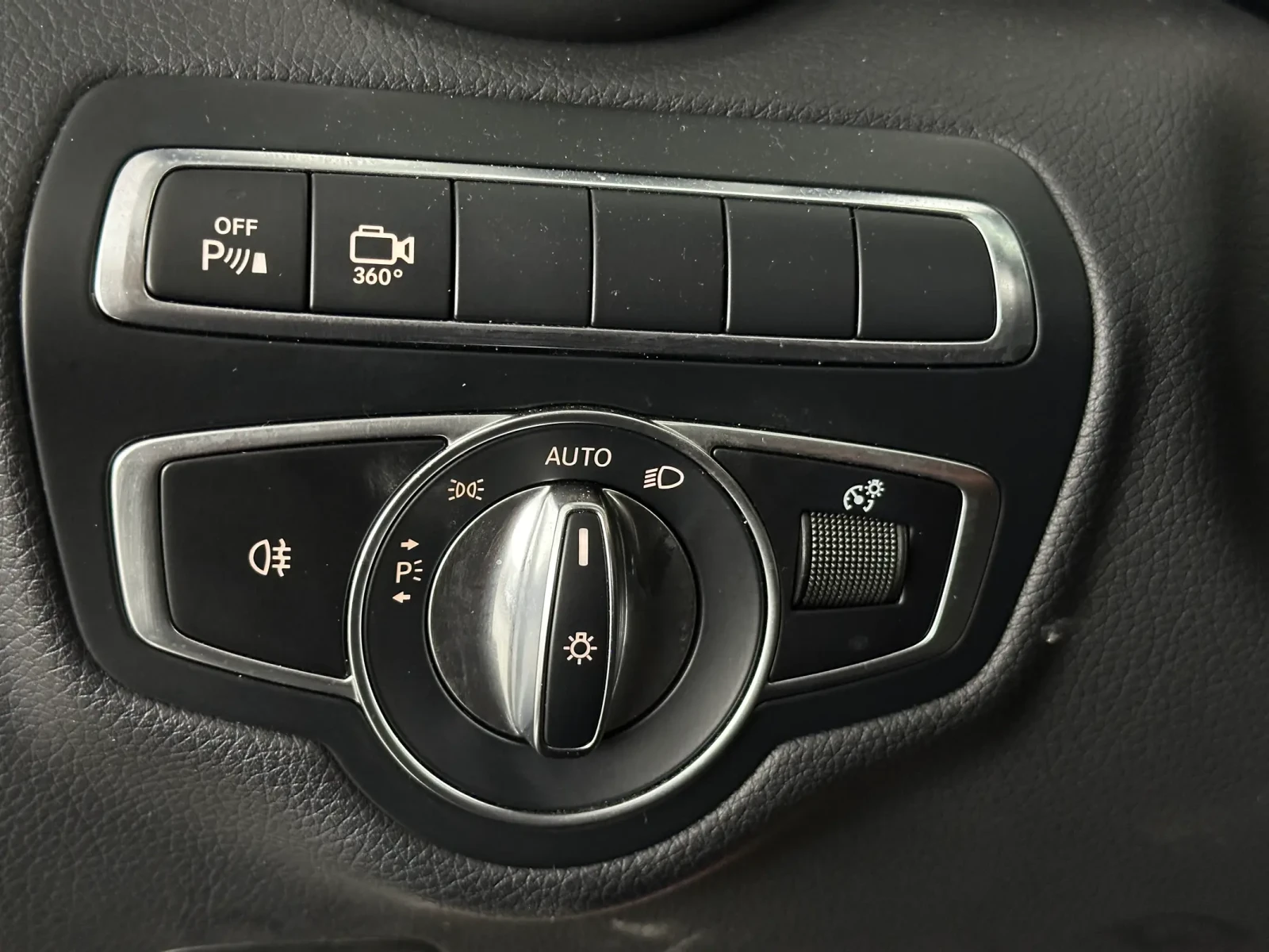 Mercedes-Benz C 300 AMG* BURMESTER* 4MATIC* 360* Панорама* 73к км, снимка 11 - Автомобили и джипове - 54410785