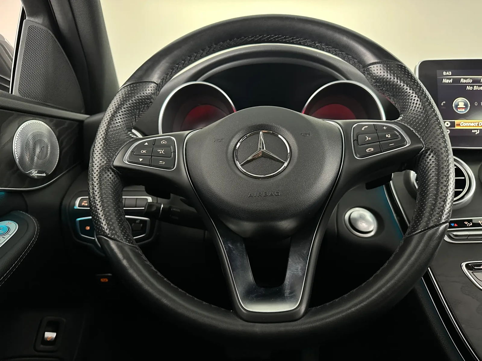 Mercedes-Benz C 300 AMG* BURMESTER* 4MATIC* 360* Панорама* 73к км, снимка 9 - Автомобили и джипове - 54410785