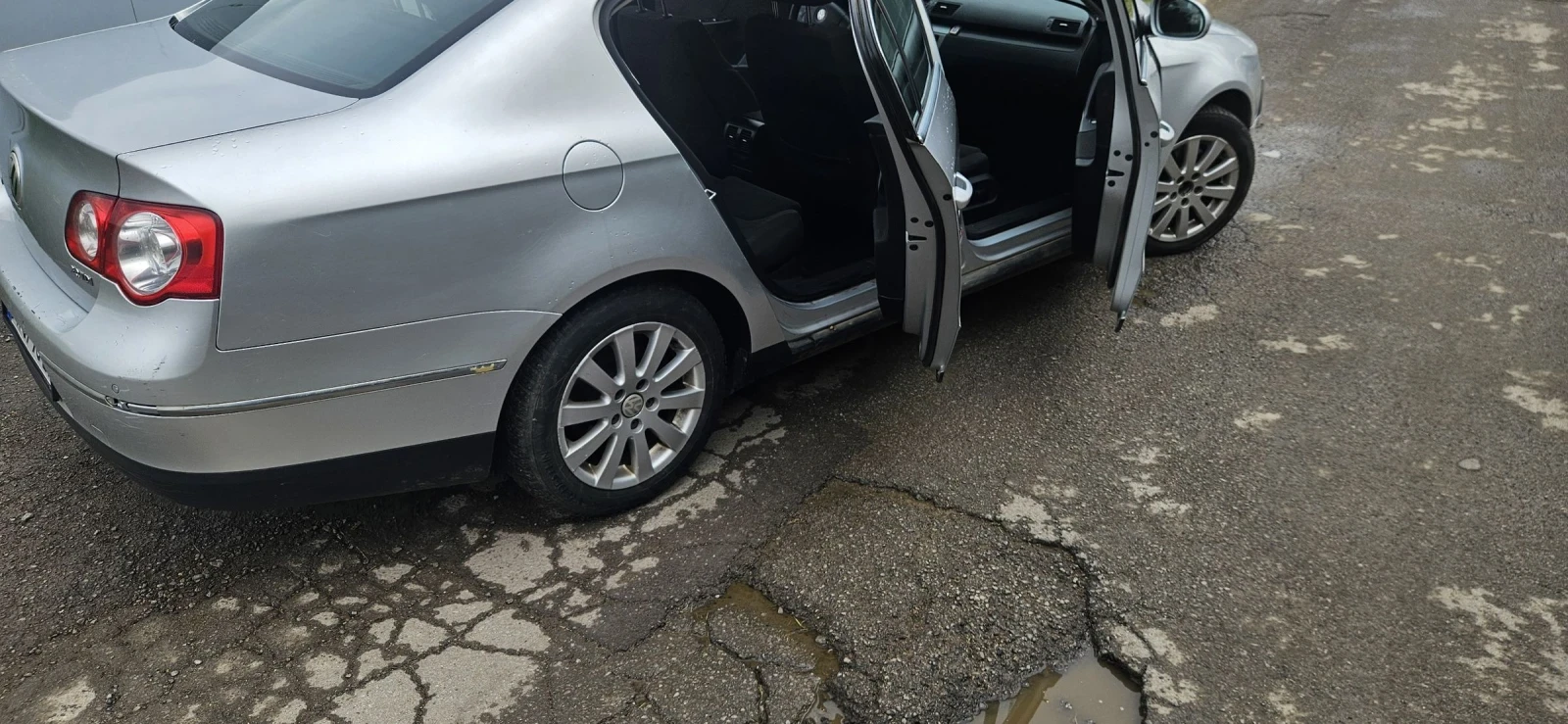 VW Passat 6, снимка 5 - Автомобили и джипове - 54482916