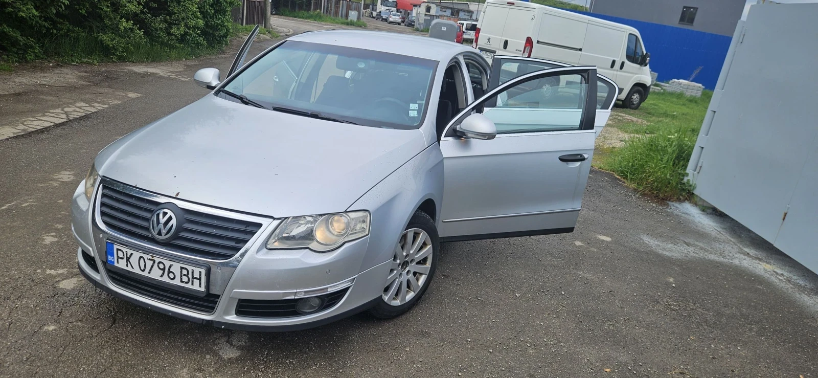 VW Passat 6, снимка 2 - Автомобили и джипове - 54482916