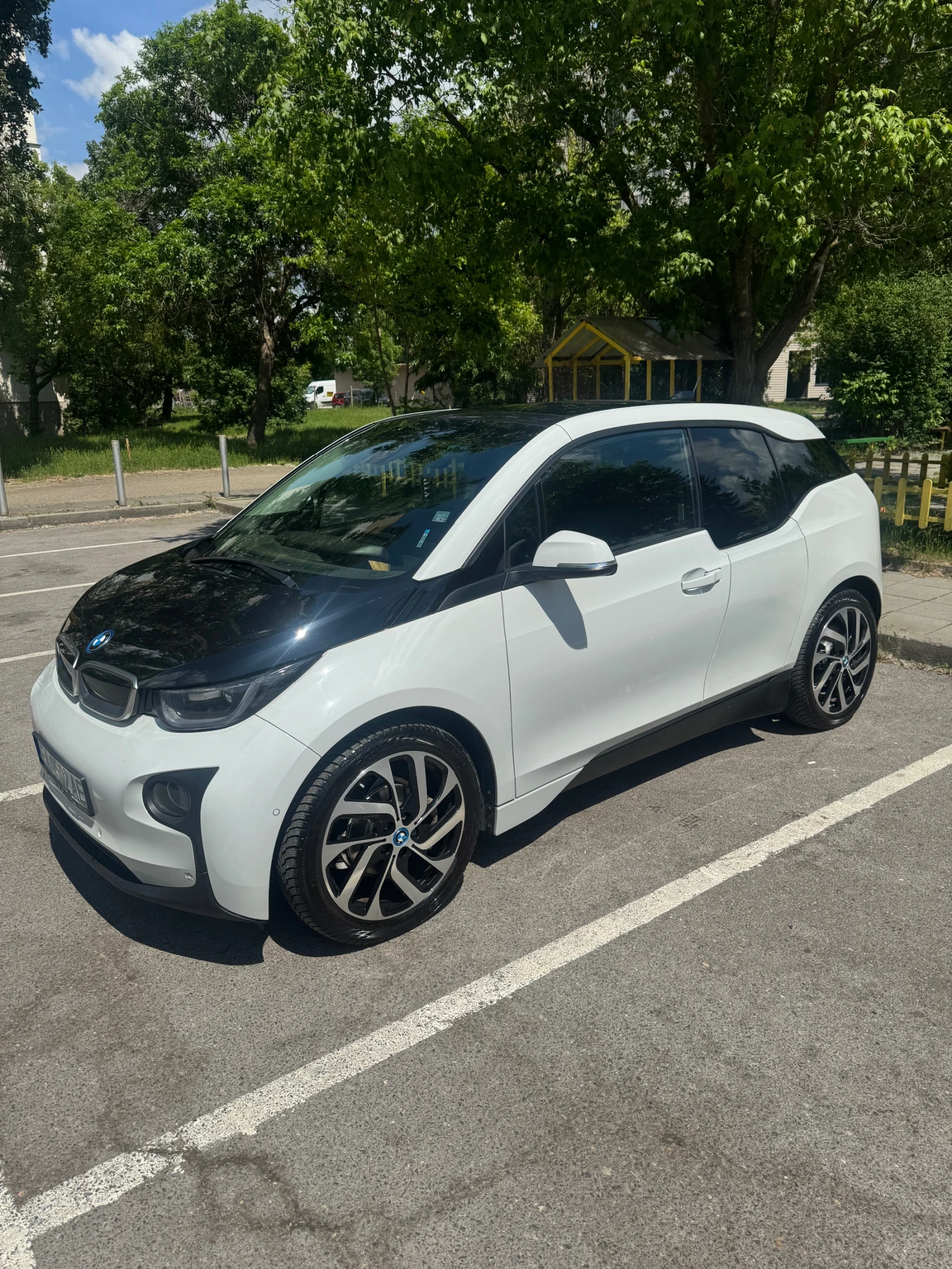 BMW i3, снимка 2 - Автомобили и джипове - 54628109