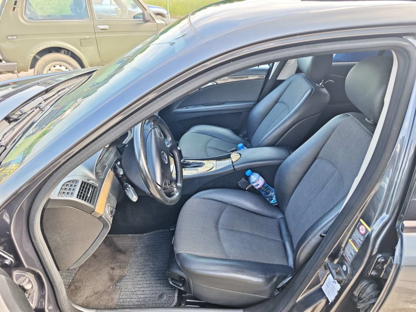 Mercedes-Benz E 220 220 CDI , снимка 8 - Автомобили и джипове - 54651976