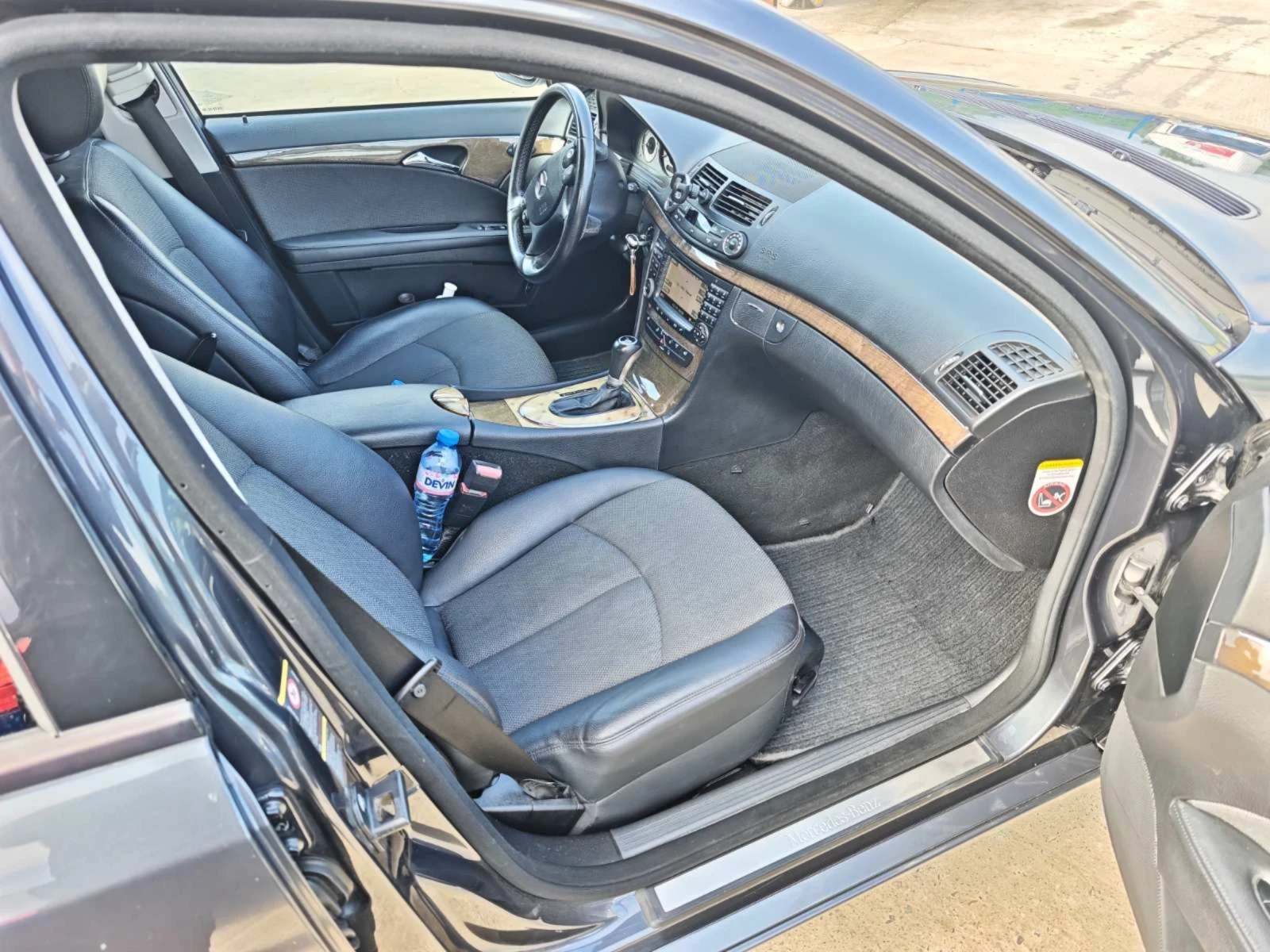 Mercedes-Benz E 220 220 CDI , снимка 9 - Автомобили и джипове - 54651976