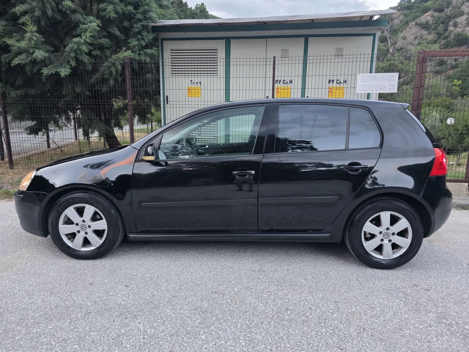 VW Golf 1.9TDI * НАВИ* КЛИМАТИК* ТОП* , снимка 7 - Автомобили и джипове - 55167645