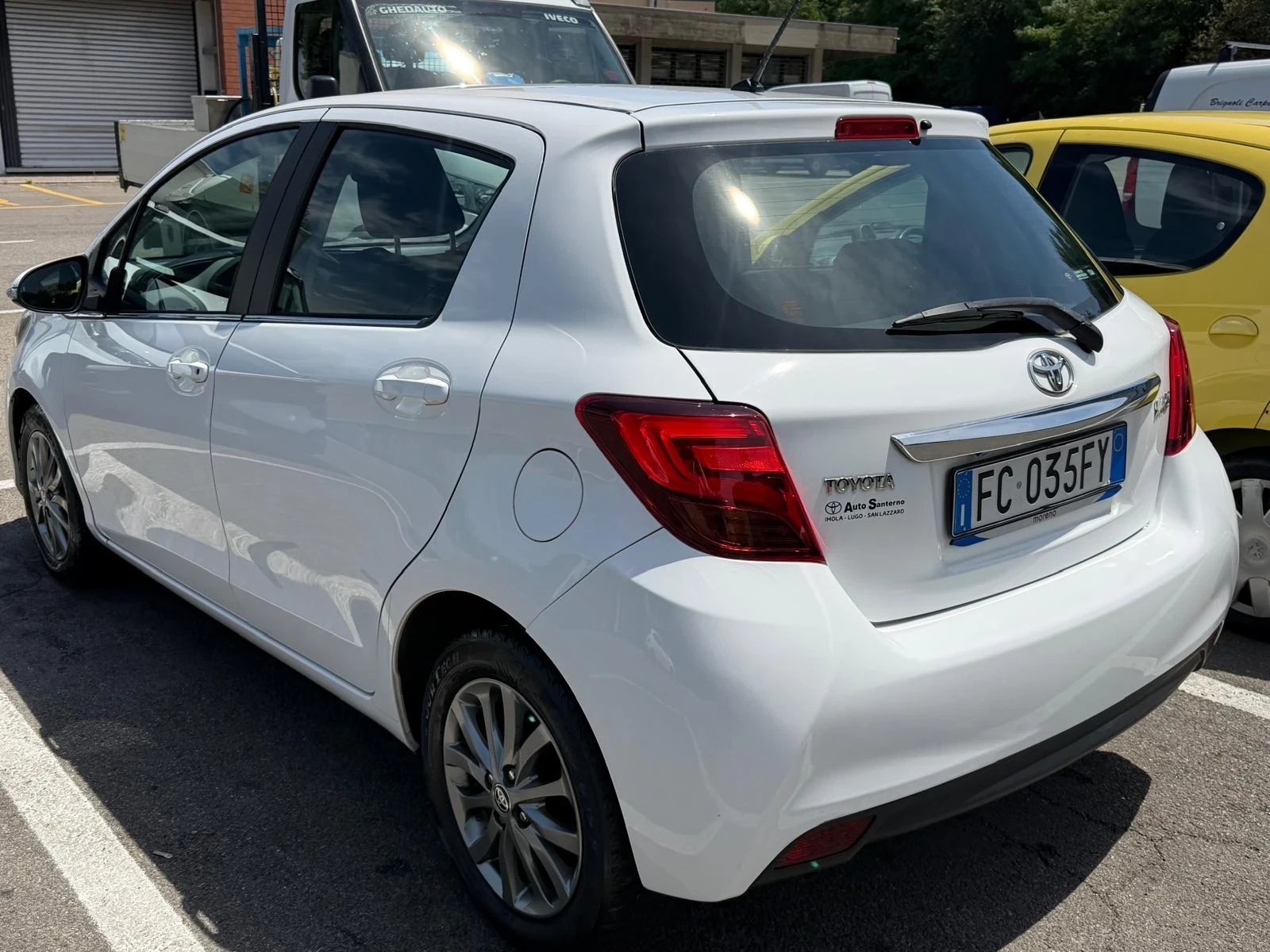 Toyota Yaris 1.4d 140x.km Euro6 FACE LIFT , снимка 4 - Автомобили и джипове - 55280296