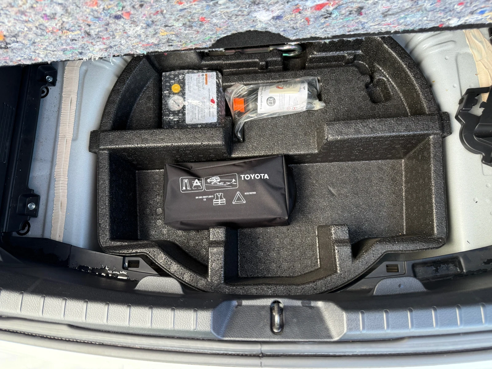 Toyota Yaris 1.4d 140x.km Euro6 FACE LIFT  | Mobile.bg � ����������� 13