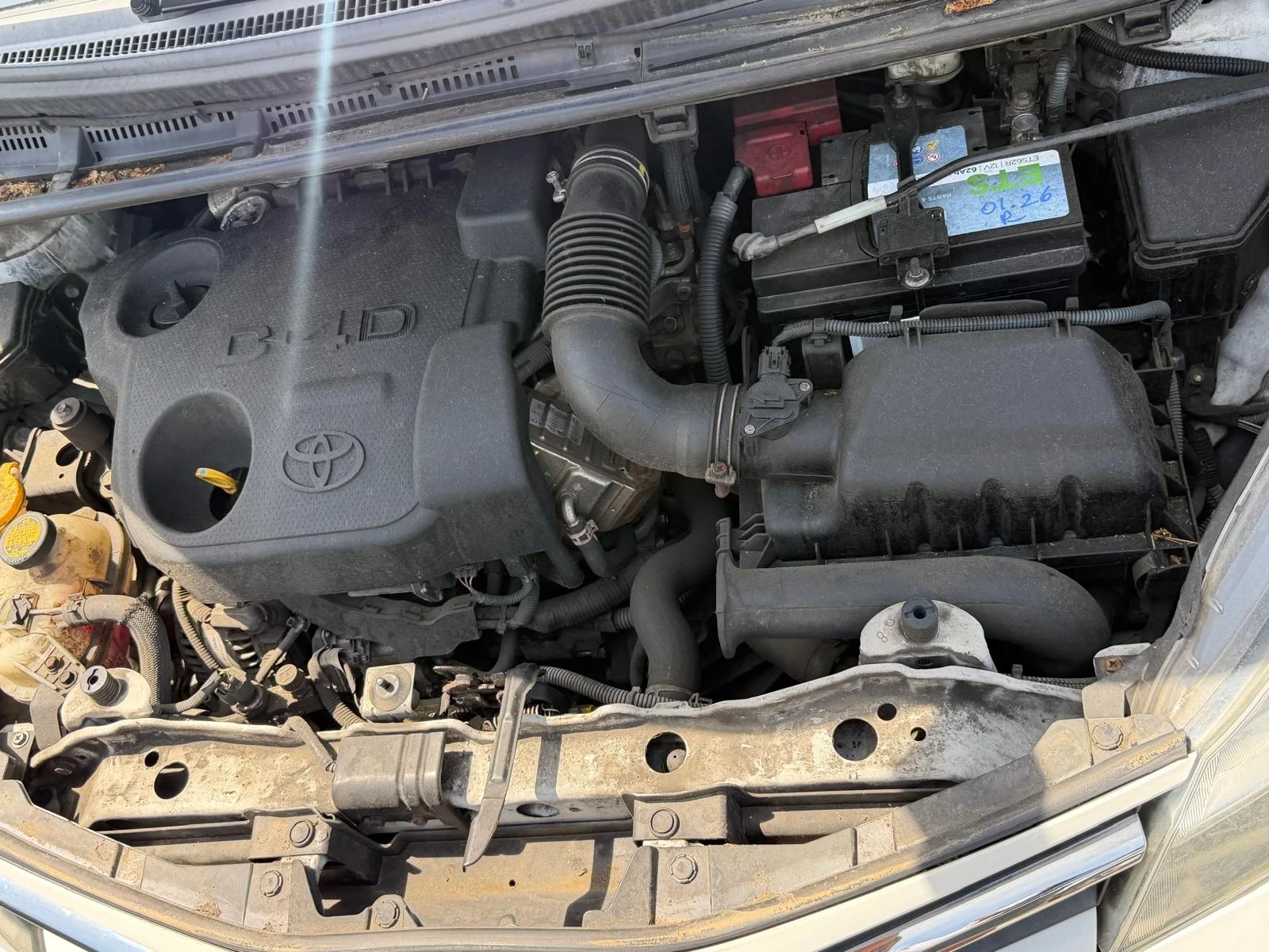 Toyota Yaris 1.4d 140x.km Euro6 FACE LIFT , снимка 13 - Автомобили и джипове - 55280296