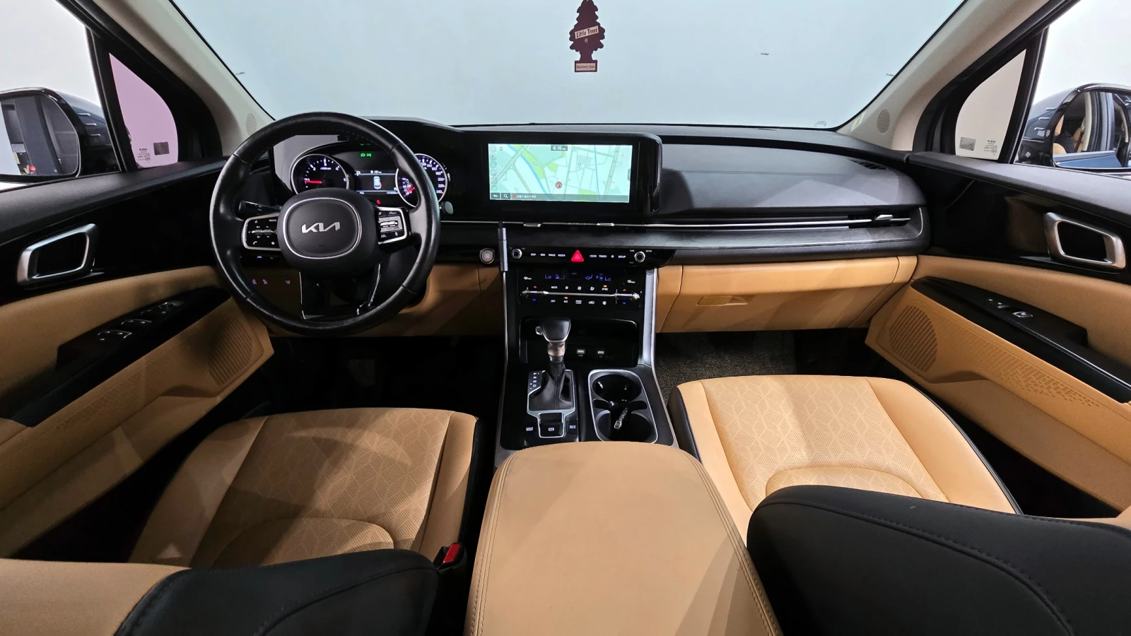 Kia Carnival 2.2* BLIND SPOT* ПОДГРЕВ ВОЛАН* КРАЙНА ЦЕНА, снимка 7 - Автомобили и джипове - 55463043