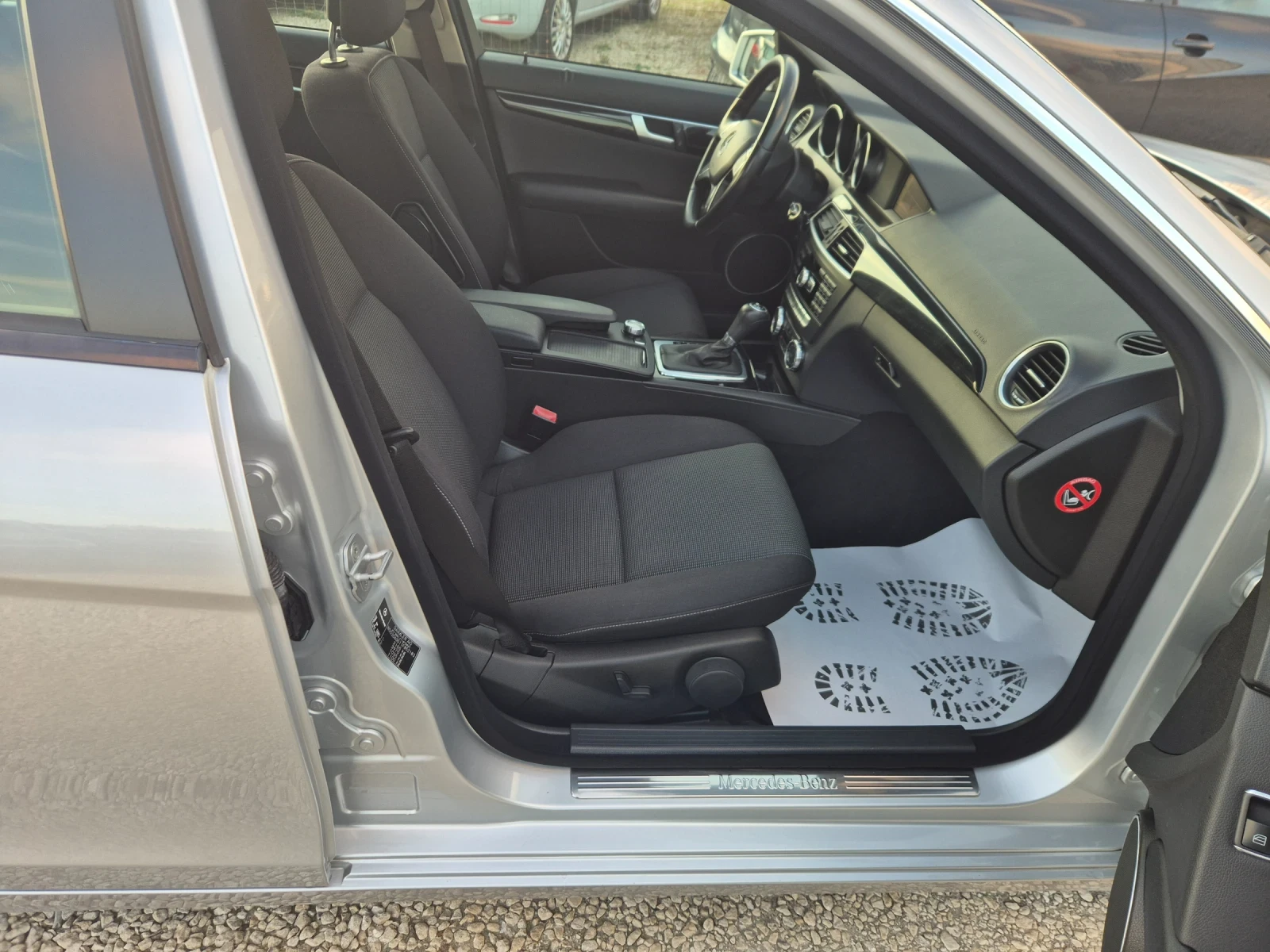 Mercedes-Benz C 200 2.2cdi Elegans, снимка 13 - Автомобили и джипове - 56604126