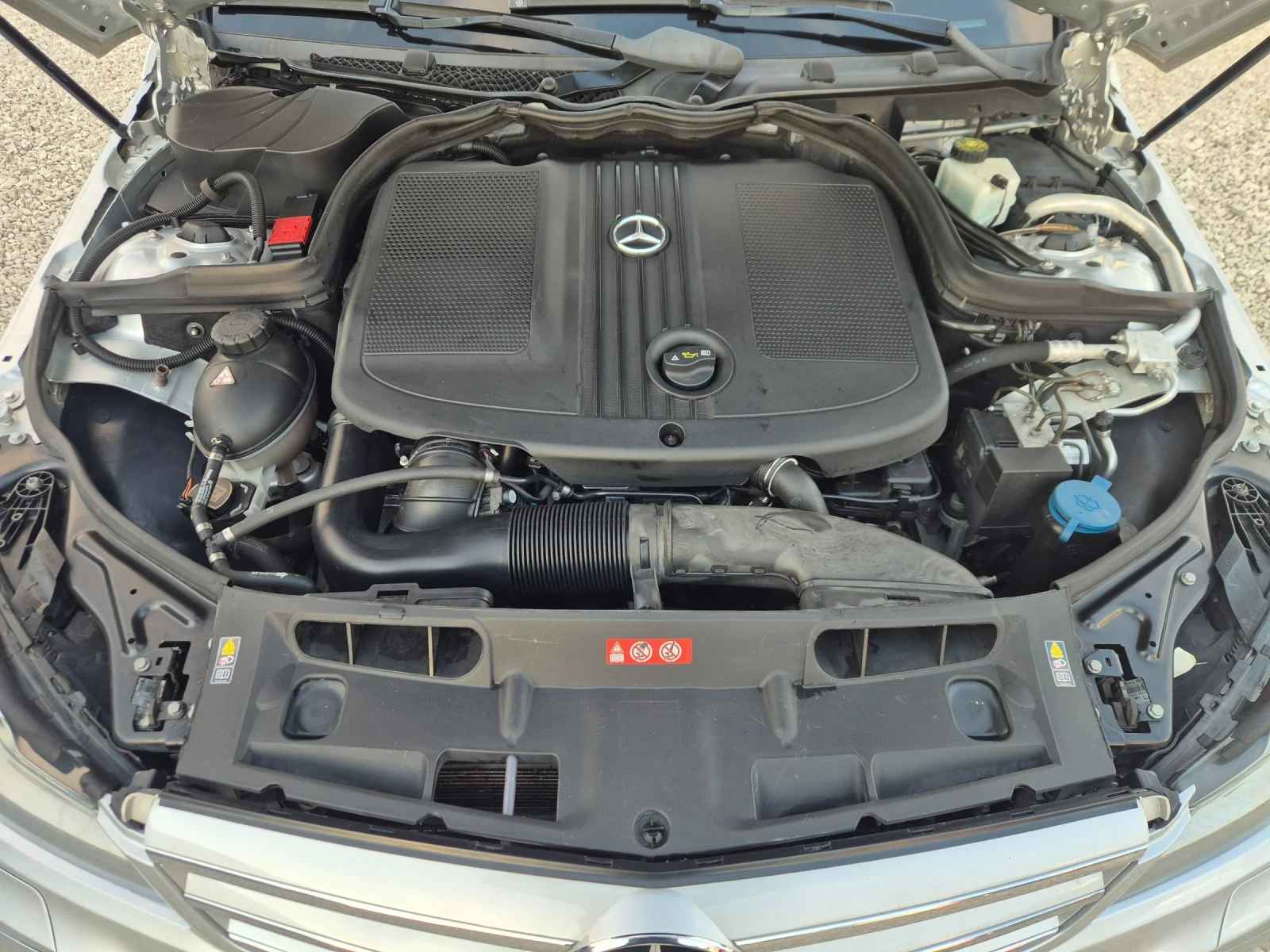 Mercedes-Benz C 200 2.2cdi Elegans, снимка 16 - Автомобили и джипове - 56604126