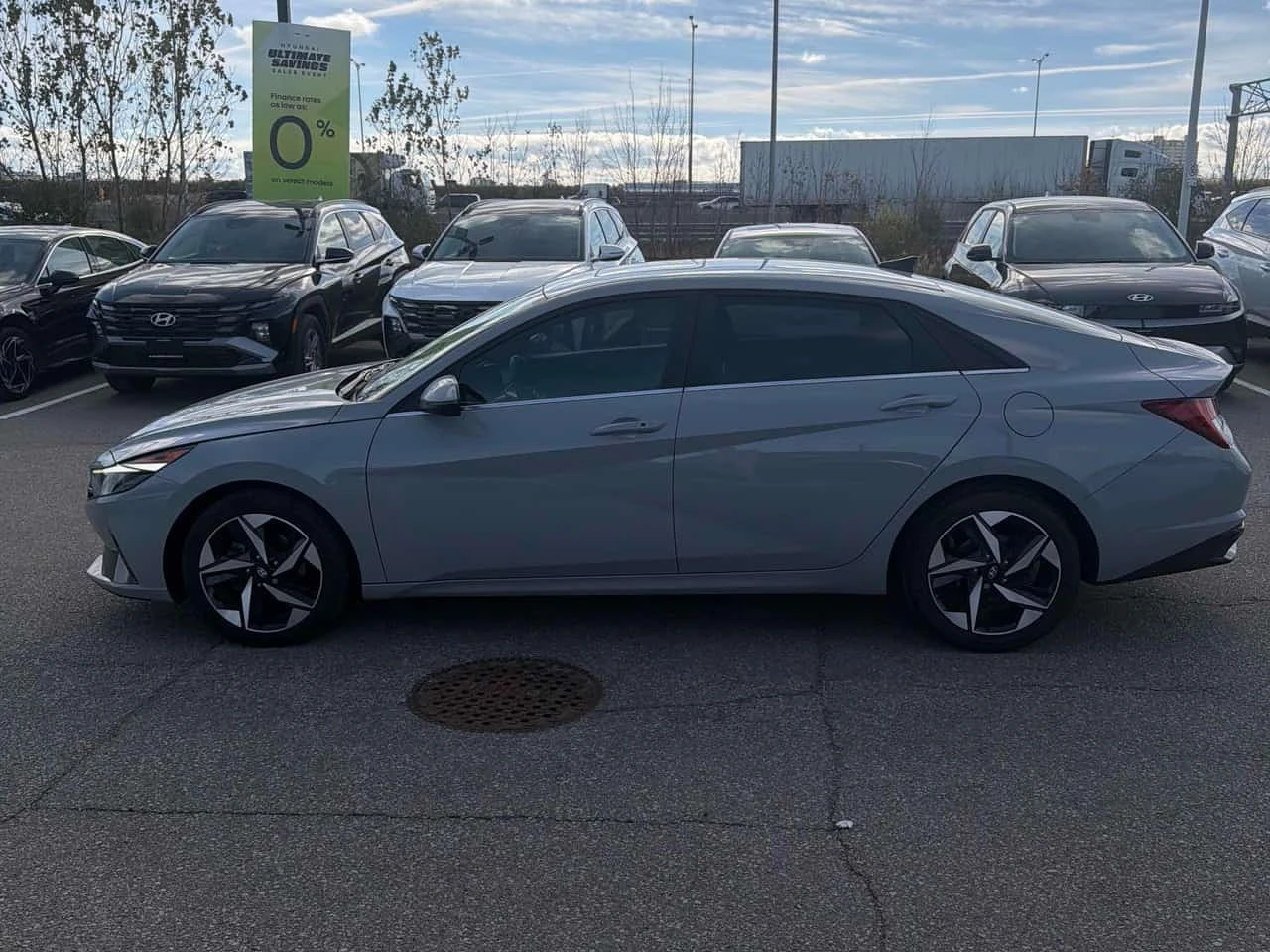 Hyundai Elantra Luxury | CARFAX | ����� �� ����������� | Mobile.bg � ����������� 3