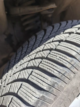 Honda Cr-v 1 - 2800 € / 5476.32 лв. - 15095354 13