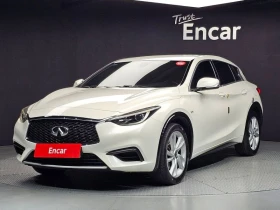 ������ Infiniti Q30