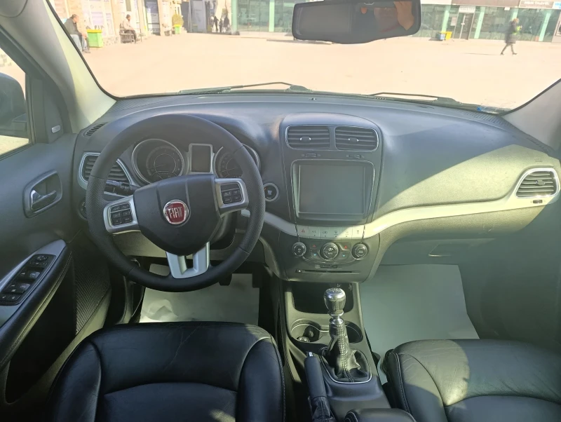 Fiat Freemont, снимка 9 - Автомобили и джипове - 49373855