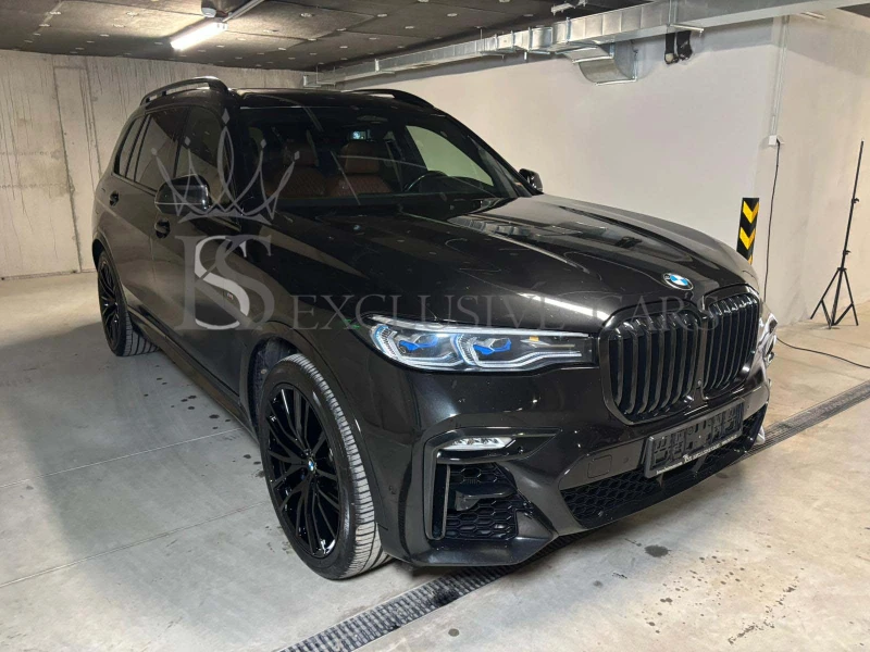 BMW X7  M50i* M-SPORT BOWERS & WILKINS* PANO* SKY* , снимка 3 - Автомобили и джипове - 51352819
