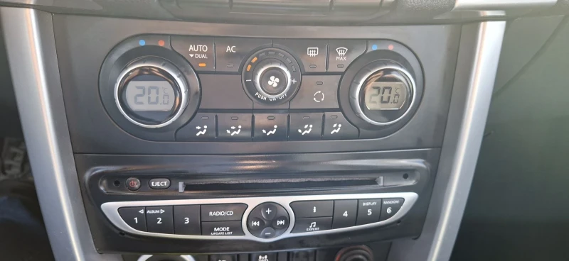 Renault Koleos 2.0DCI AВTOMAT, снимка 9 - Автомобили и джипове - 52088366