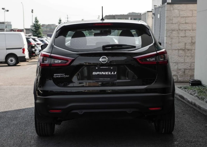 Nissan Qashqai ПОДГРЕВ* КАМЕРА* МЪРТВА ТОЧКА* ТЕМПОМАТ* , снимка 4 - Автомобили и джипове - 52312018