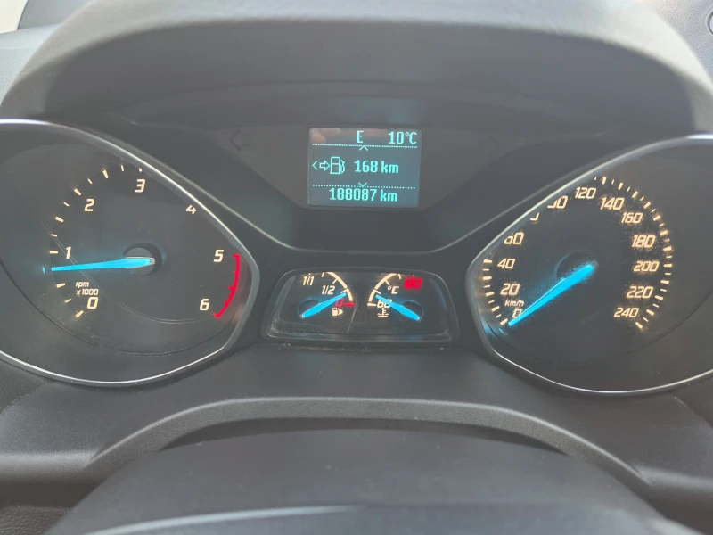 Ford Kuga 2.0 Duratorq TDCi (120 Hp) , снимка 12 - Автомобили и джипове - 52711370