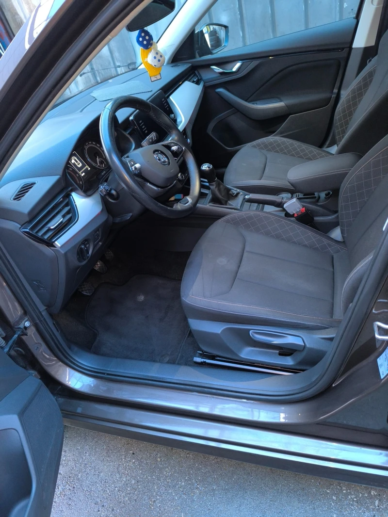 Skoda Kamiq, снимка 12 - Автомобили и джипове - 53390810