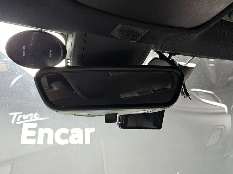 Infiniti Q30 2.0 Automatic, снимка 15 - Автомобили и джипове - 55597633