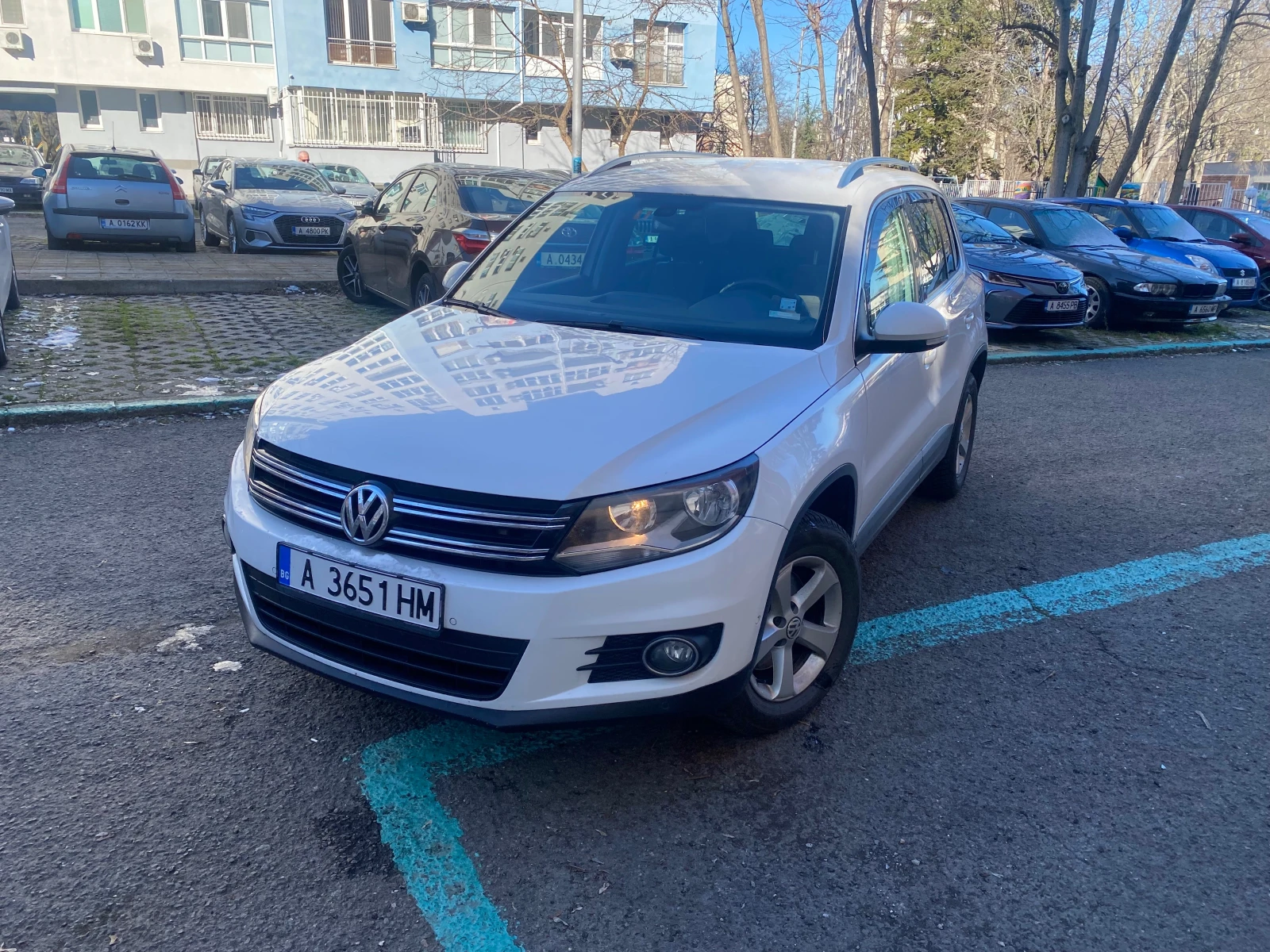 VW Tiguan 2, 0 TDI 4x4 автоматик 189034 км 8 бр Гуми с Джант, снимка 1