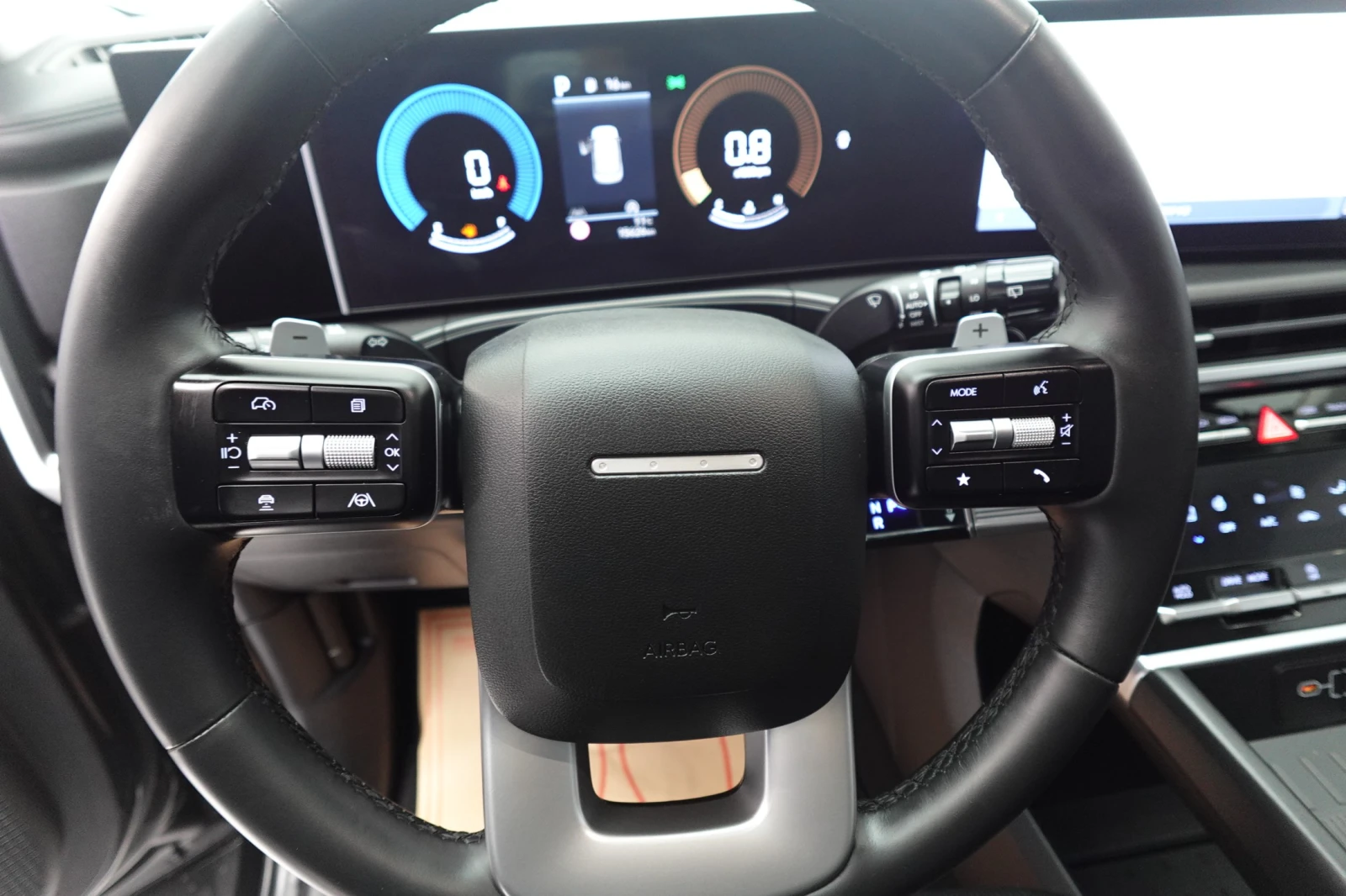 Hyundai Santa fe 2.5 T LUXURY 2WD - изображение 8