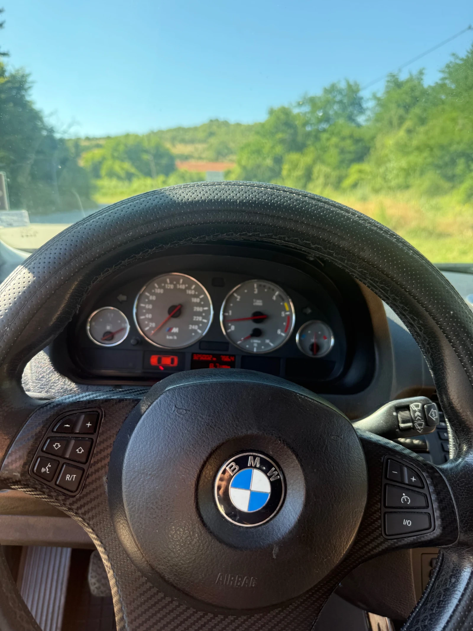 BMW X5  - изображение 5