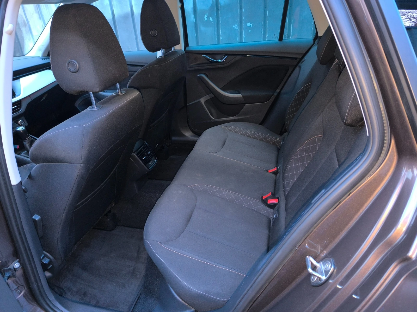 Skoda Kamiq | Mobile.bg � ����������� 14