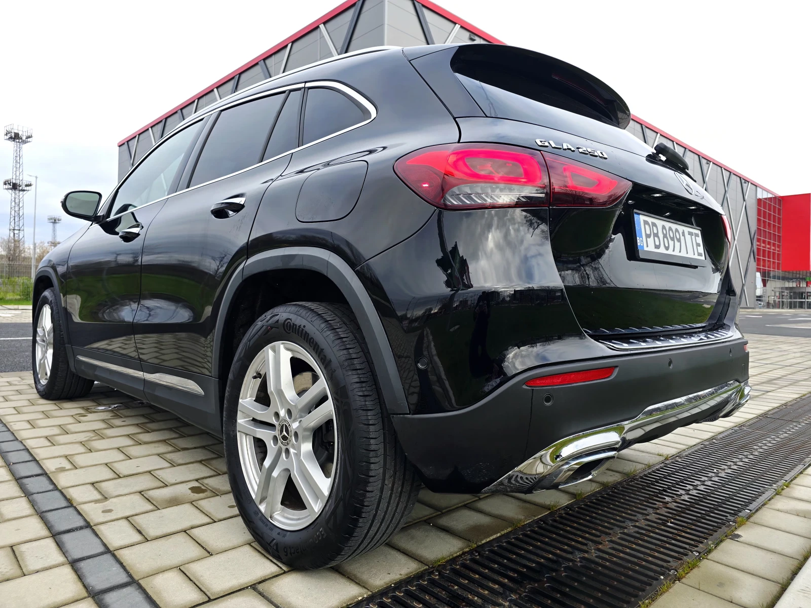 Mercedes-Benz GLA 250 4MATIC, снимка 5 - Автомобили и джипове - 54079851