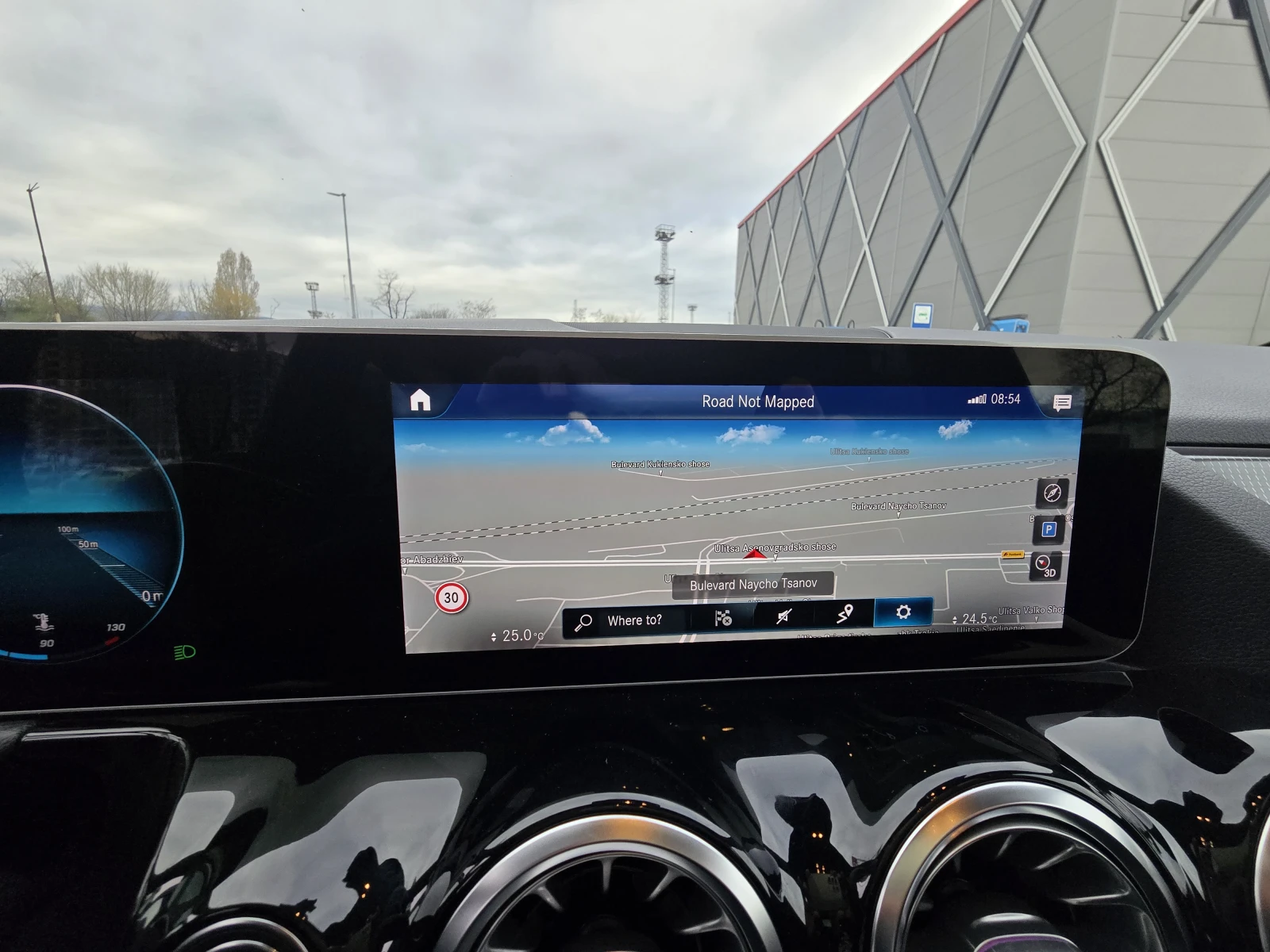 Mercedes-Benz GLA 250 4MATIC, снимка 12 - Автомобили и джипове - 54079851