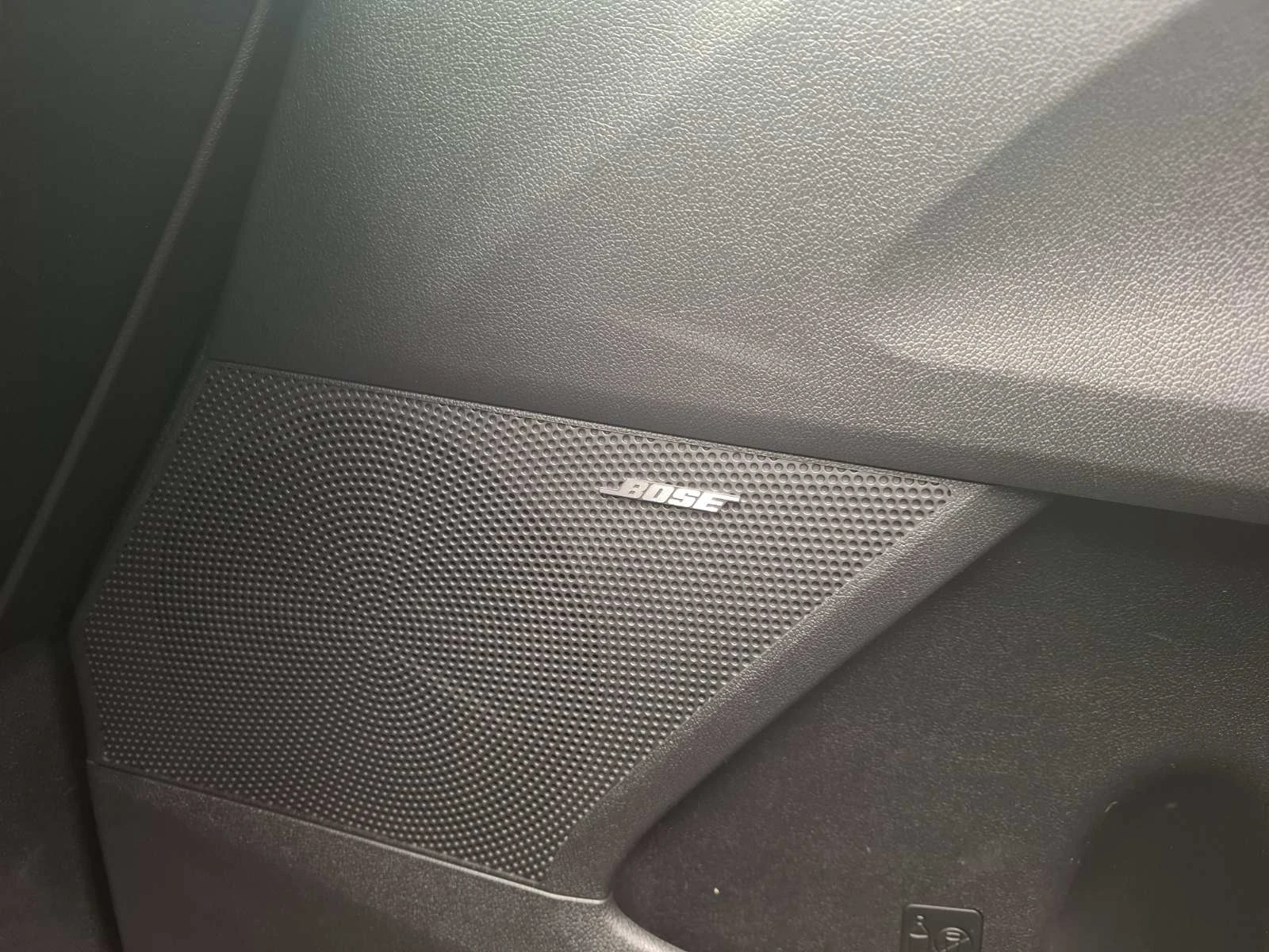 Kia Sorento 2.2 CRDI Limited ГАРАНЦИЯ, снимка 11 - Автомобили и джипове - 54213137