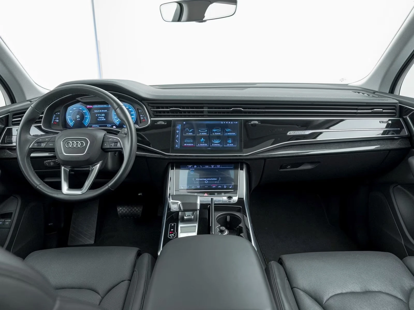 Audi Q7 PHEV55/381HP/SLINE/360/MASSAGE/B&O/PANO/HUD/397z, снимка 10 - Автомобили и джипове - 54425317
