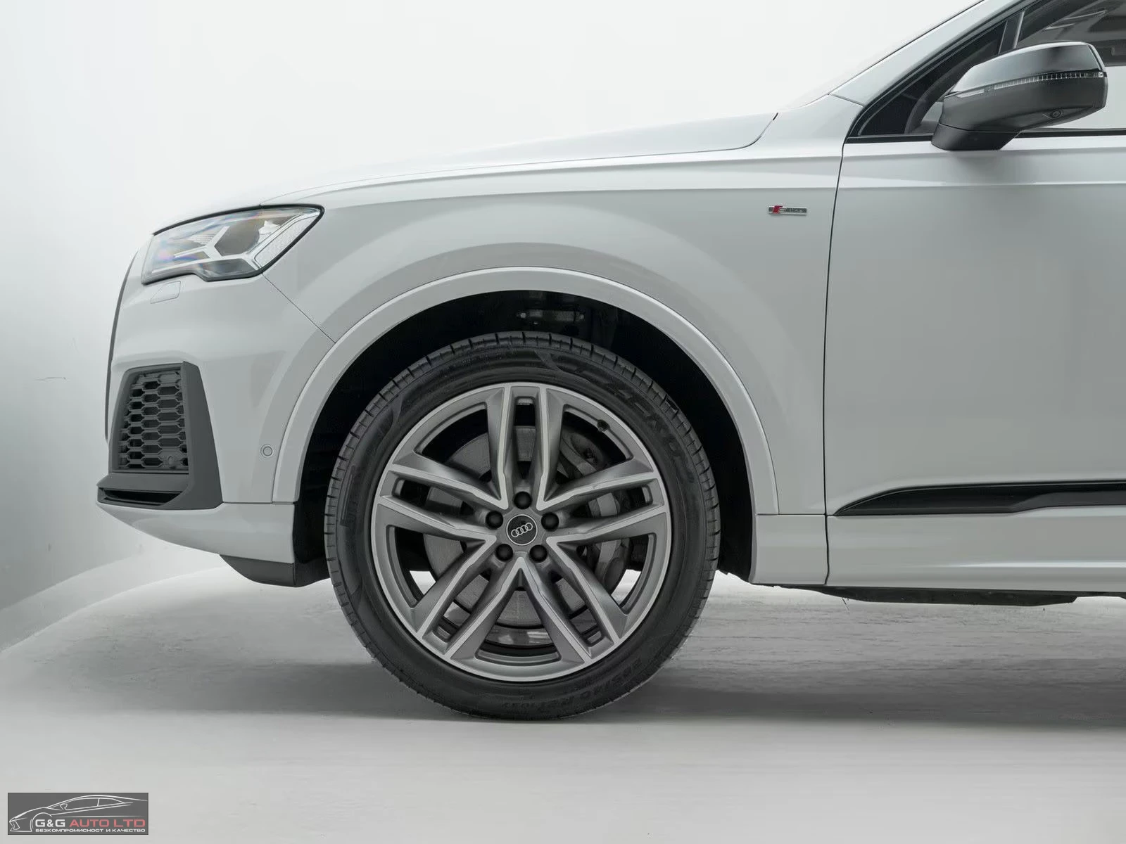 Audi Q7 PHEV55/381HP/SLINE/360/MASSAGE/B&O/PANO/HUD/397z, снимка 4 - Автомобили и джипове - 54425317