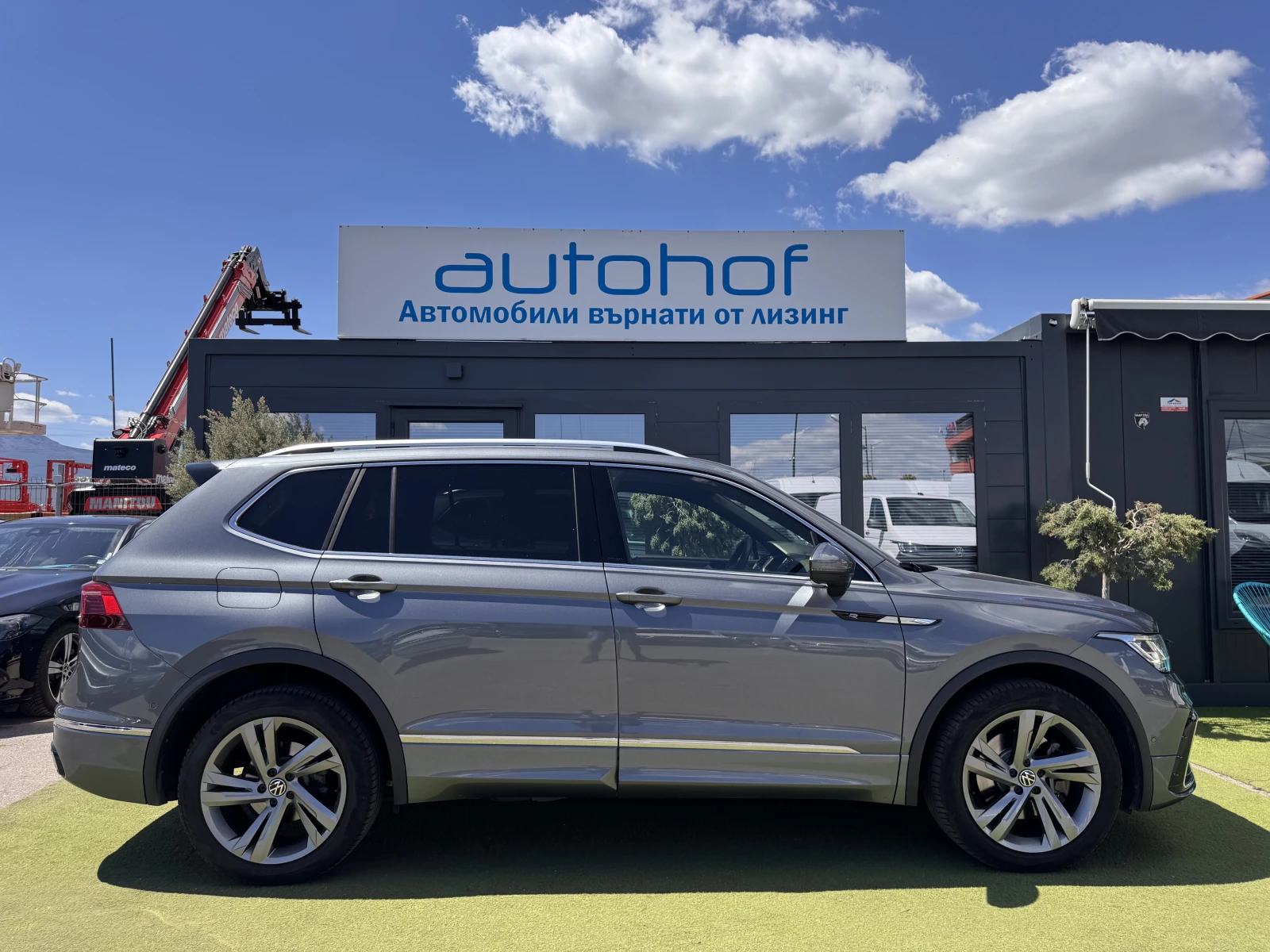 VW Tiguan R Line/2.0TDI/193К.С./7АТ/6+ 1/ALLSPACE, снимка 5 - Автомобили и джипове - 55291343