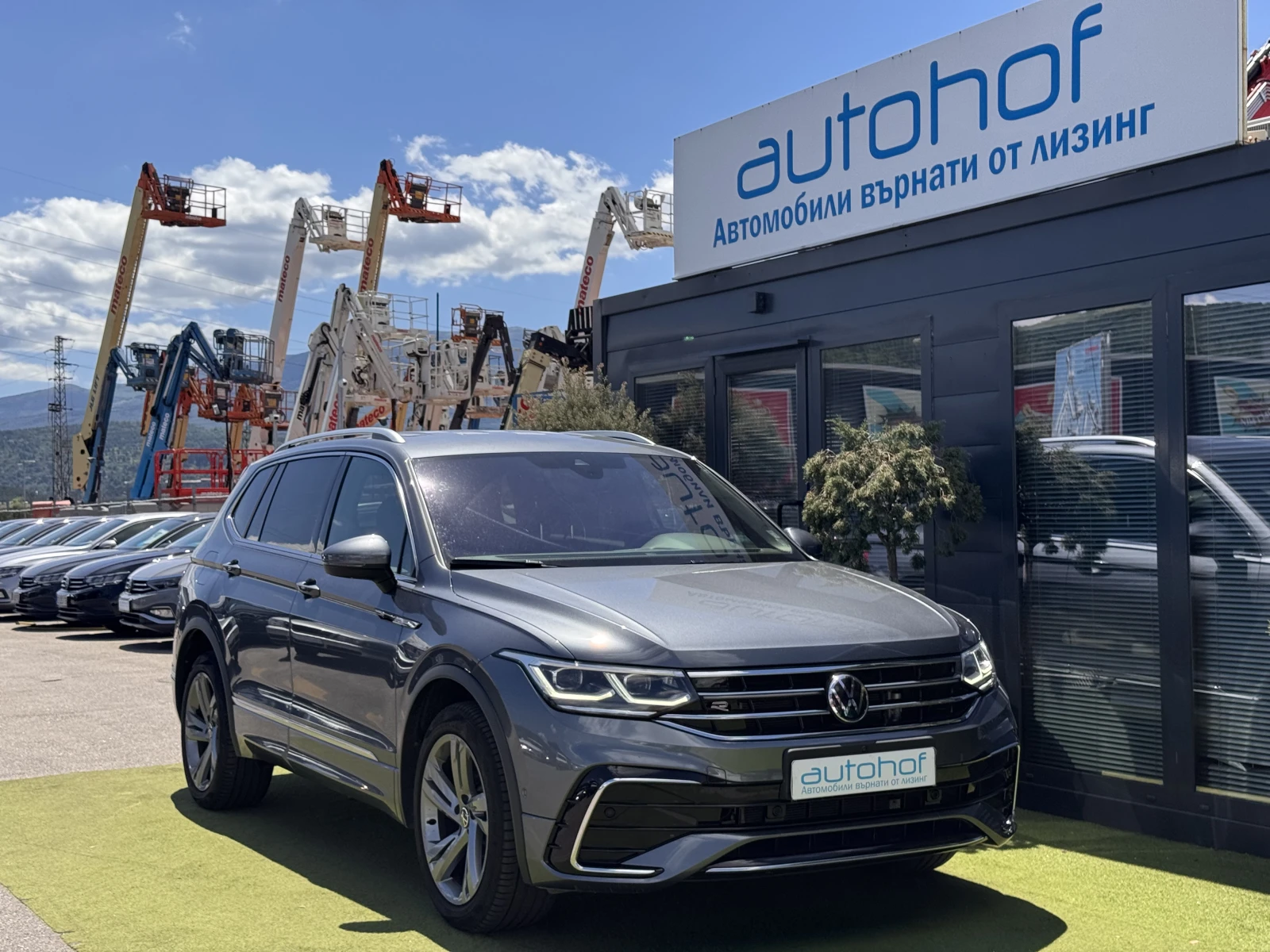 VW Tiguan R Line/2.0TDI/193К.С./7АТ/6+ 1/ALLSPACE, снимка 6 - Автомобили и джипове - 55291343