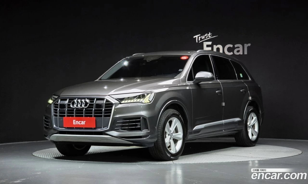 Audi Q7 * Обдух* Подгрев* 360* HUD* М.Точка* 