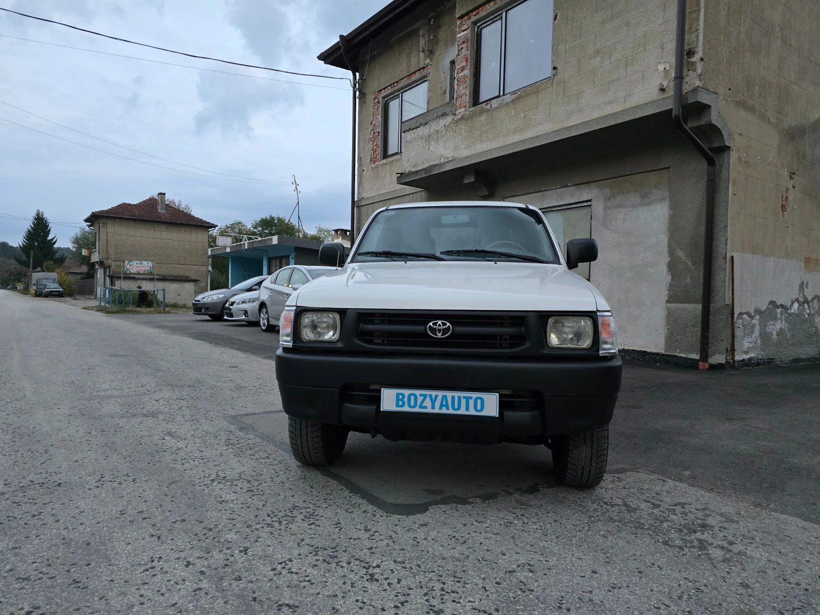 Toyota Hilux 2.4TDI/90ps | Mobile.bg � ����������� 2