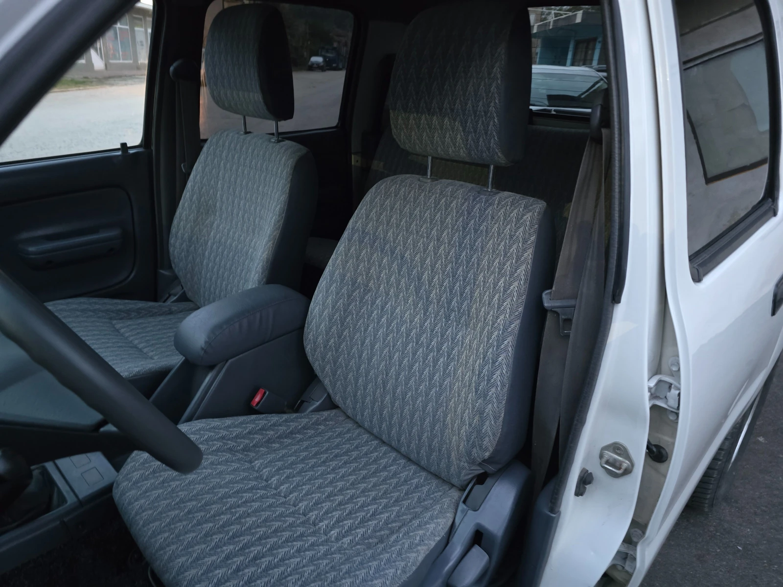 Toyota Hilux 2.4TDI/90ps | Mobile.bg � ����������� 16