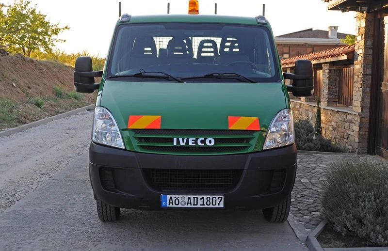 Iveco Daily N1* B категория* 7 места* 4.20m Борд* 71.000km.!!!, снимка 5 - Бусове и автобуси - 30075670