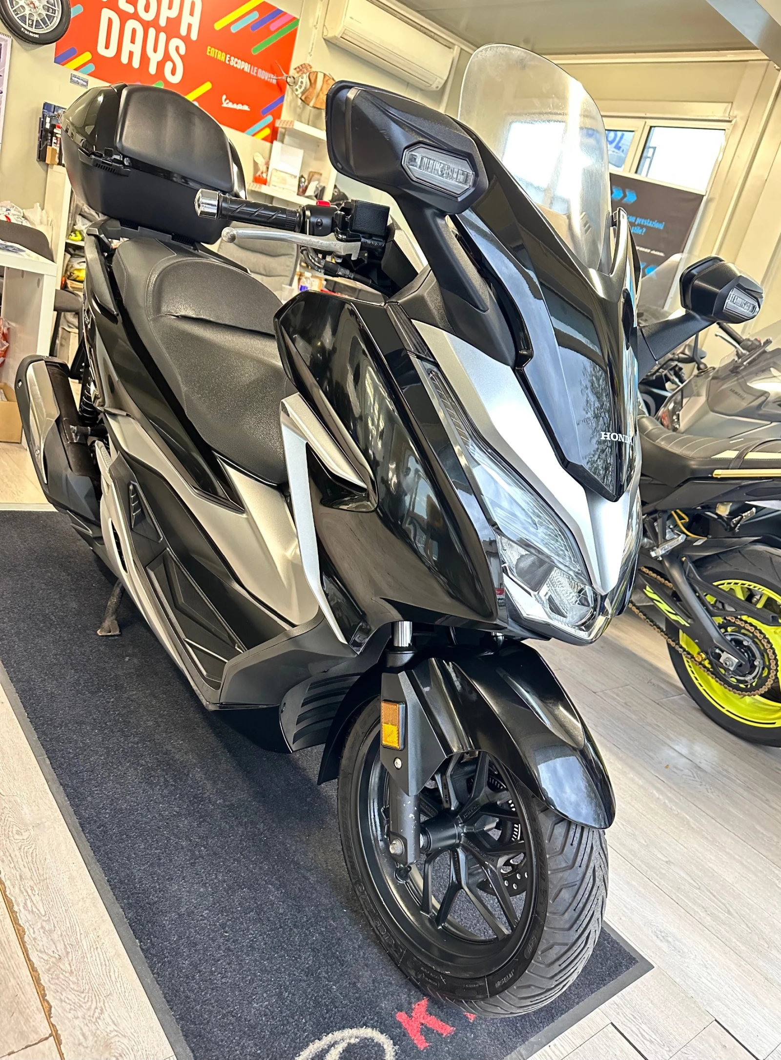 Honda Forza 300i ABS/TC/LED 04.2019г., снимка 9 - Мотоциклети и мототехника - 56226299