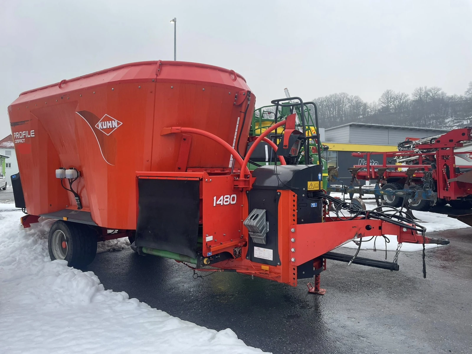 Друг вид Внос KUHN PROFILE 1480 ЛИЗИНГ - изображение 2