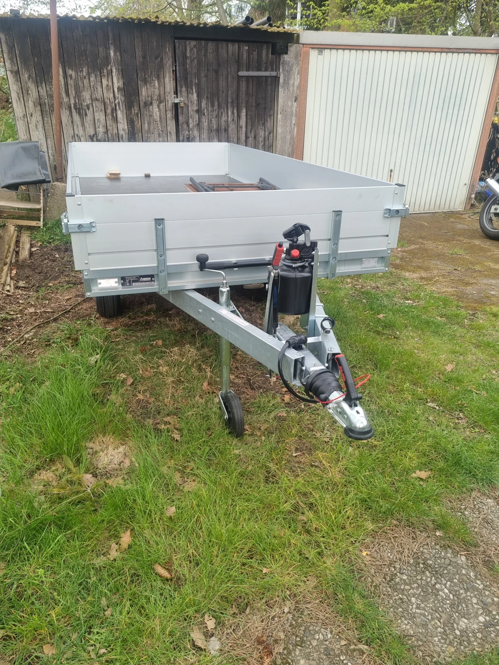 За автомобил Agados Anssems KLTT 2000