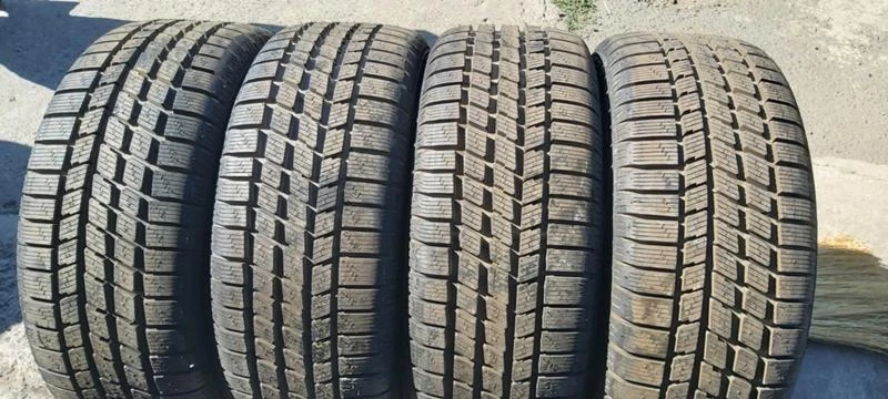 Гуми Зимни 225/55R16, снимка 1 - Гуми и джанти - 33938269